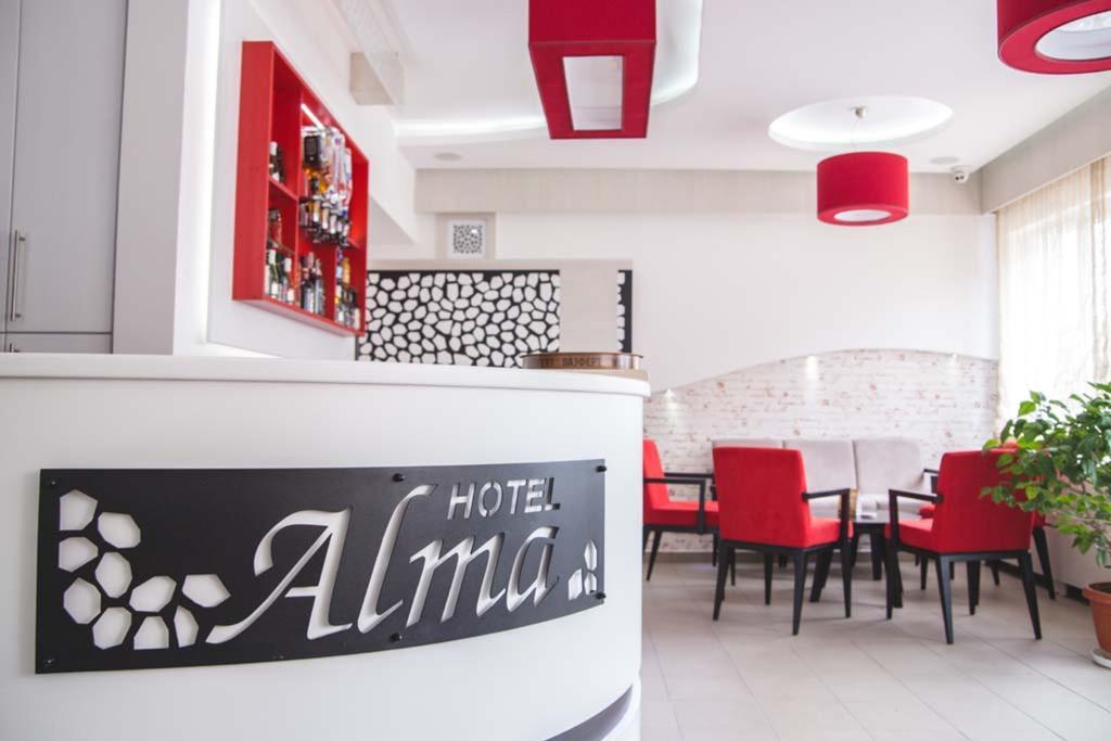 Garni Hotel Alma ピロト エクステリア 写真