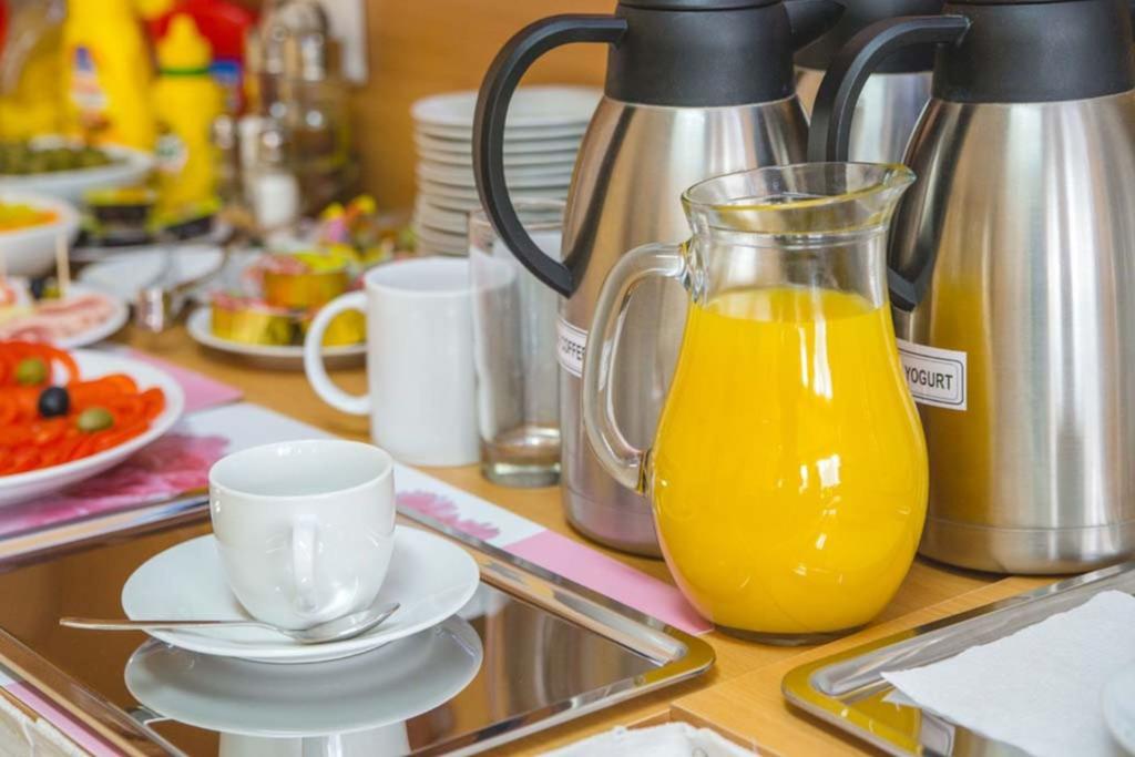 Garni Hotel Alma ピロト エクステリア 写真