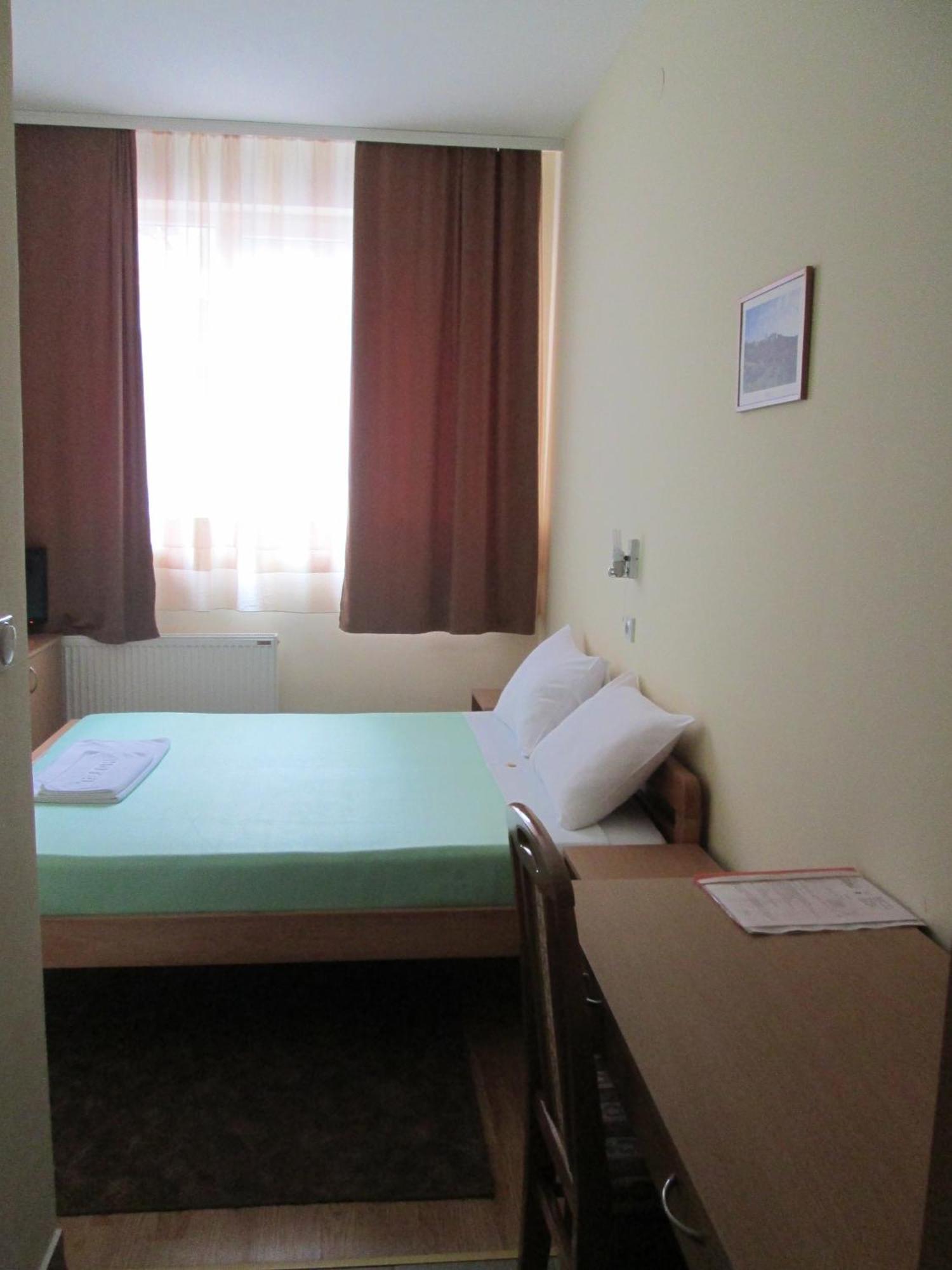 Garni Hotel Alma ピロト 部屋 写真