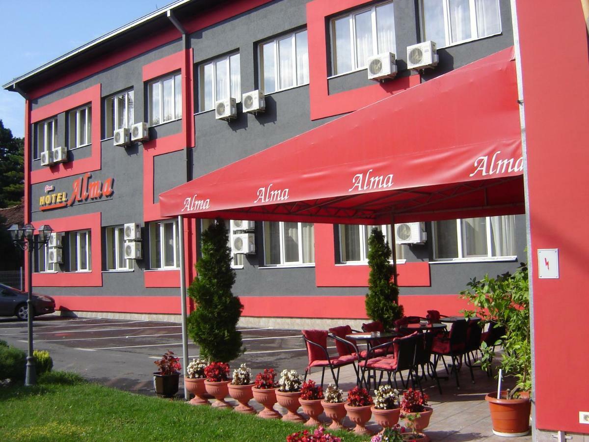 Garni Hotel Alma ピロト エクステリア 写真